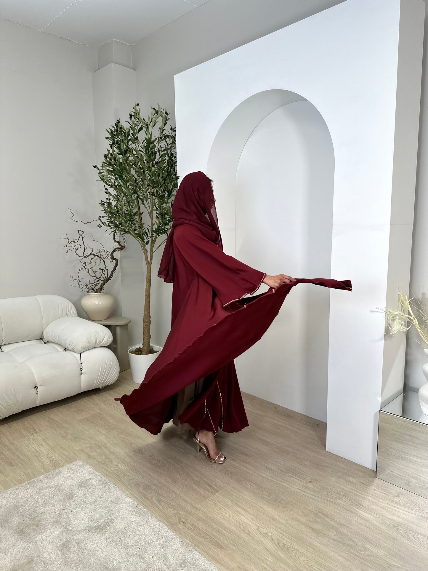 Sana - Flowy Embellished Abaya (Maroon)