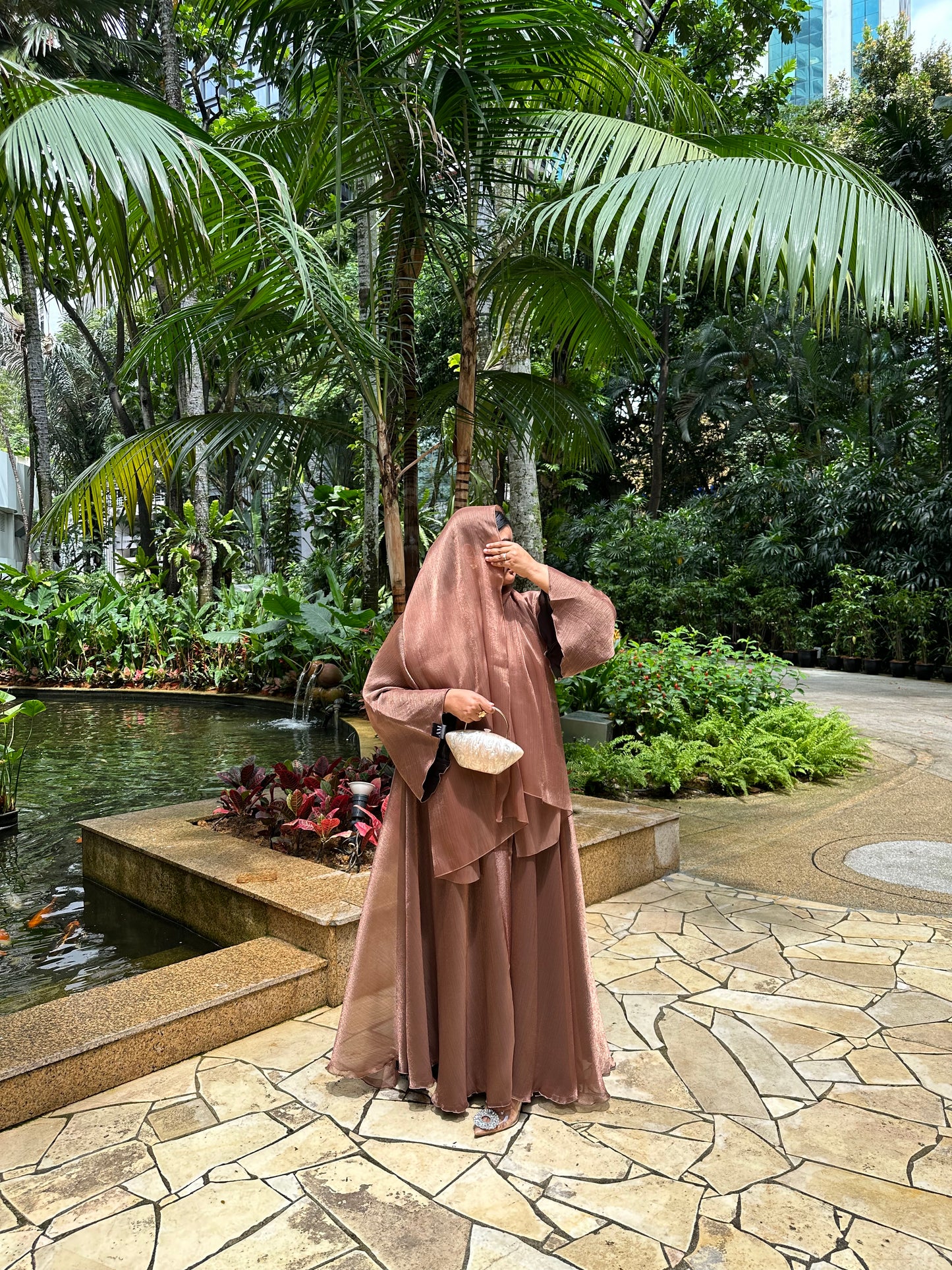 Dalia - Flowy open abaya (Copper)