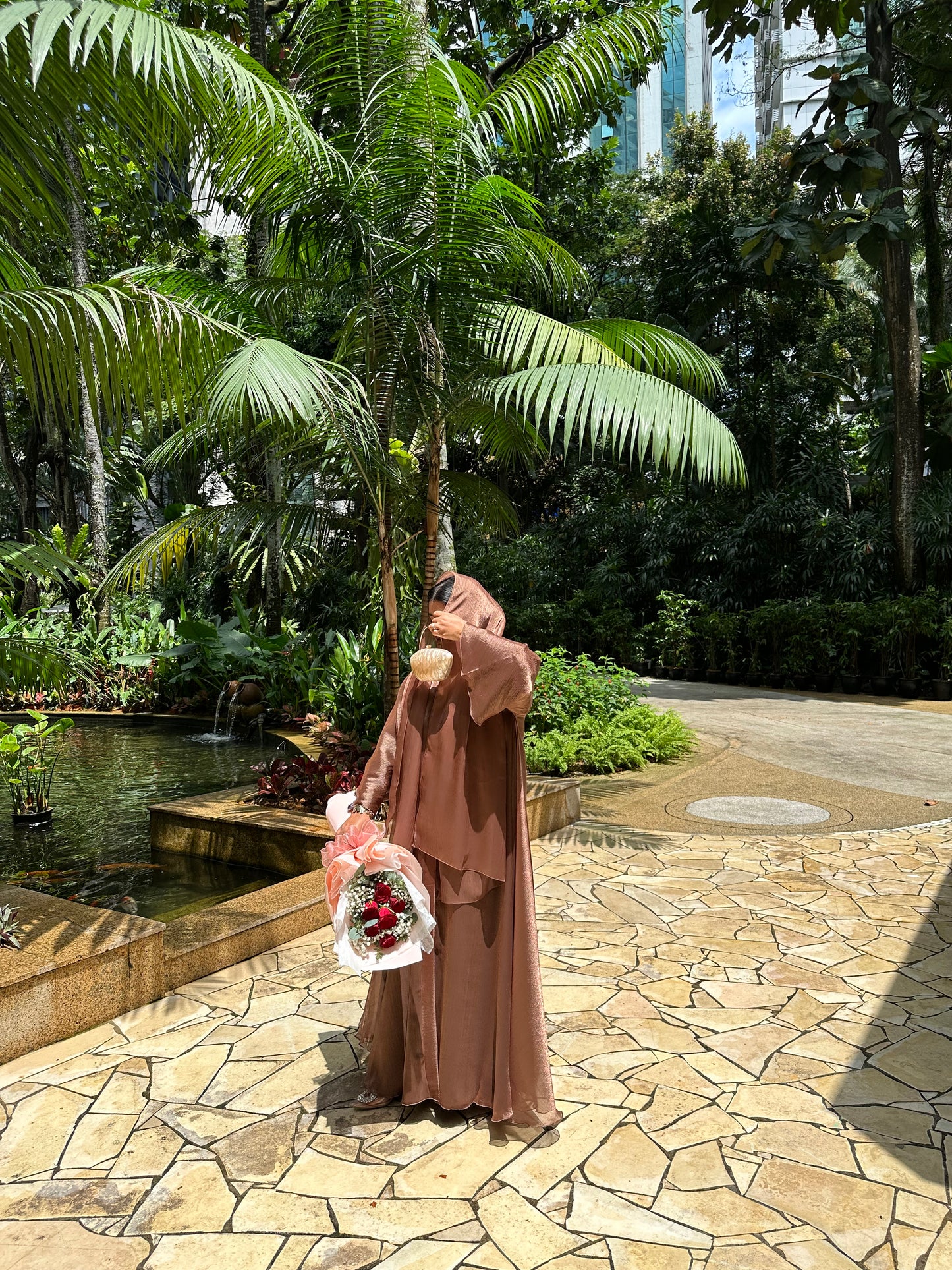 Dalia - Flowy open abaya (Copper)